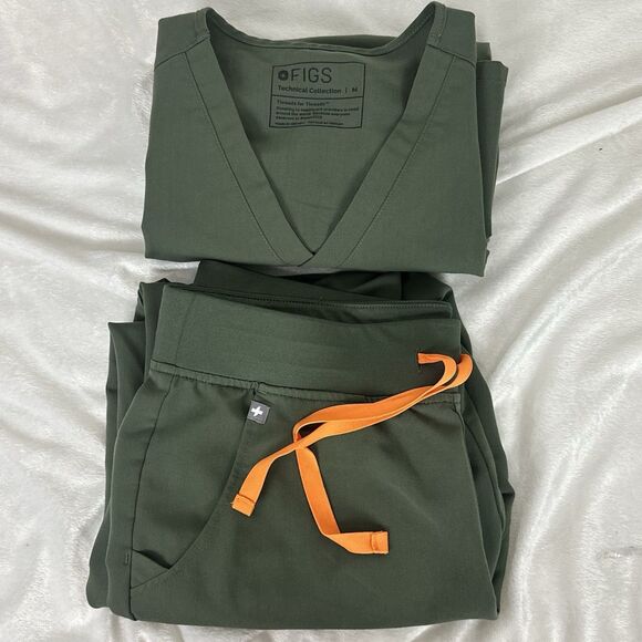 FIGS Pants - FIGS Limited Edition Moss Catarina Top Zamora Jogger Pant Scrub Set Size M/P